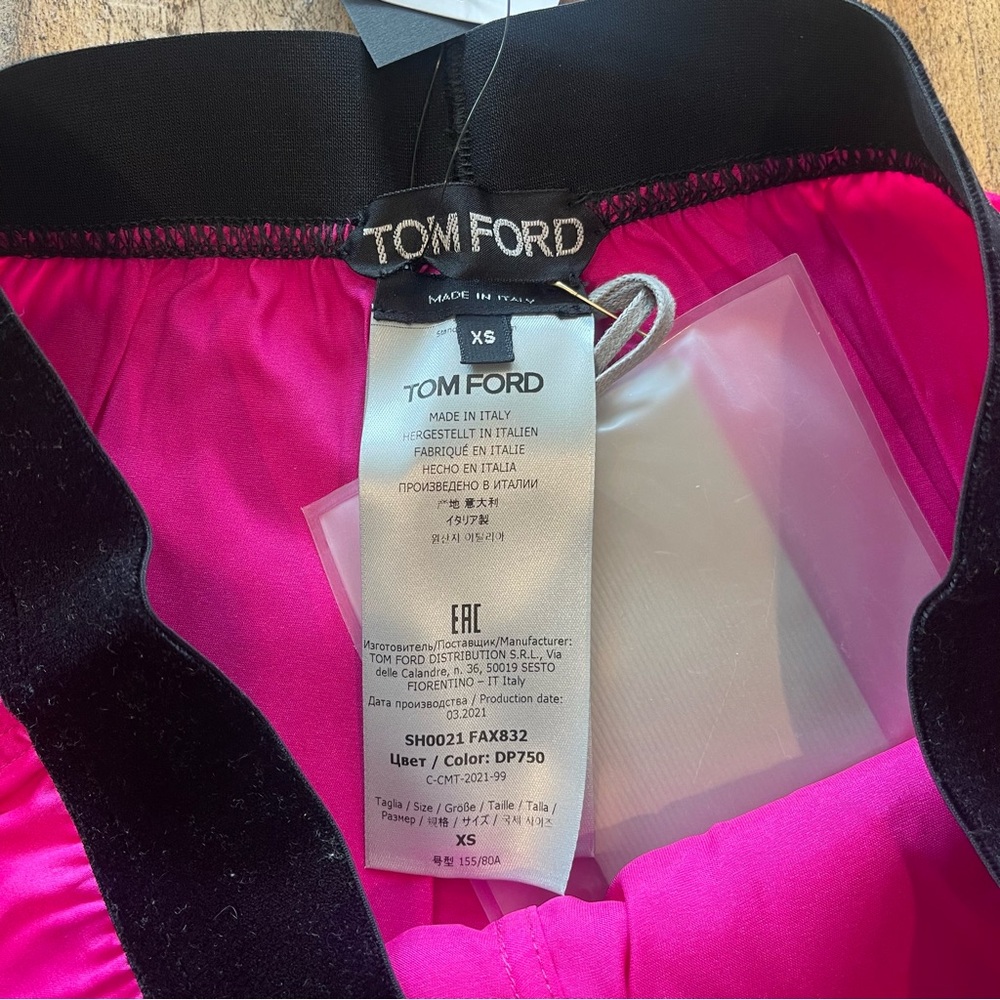Pink Tom Ford Silk Shorts XS - Picture 4 of 5